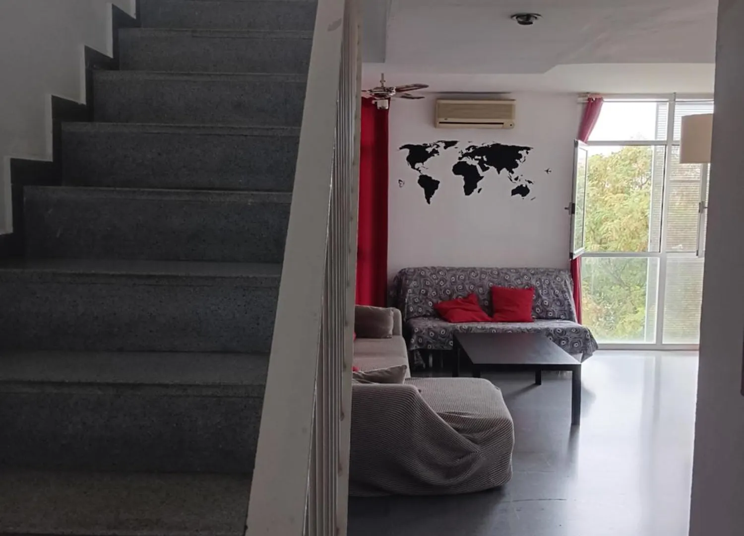 Apartamento Espacioso Duplex Sevilla España